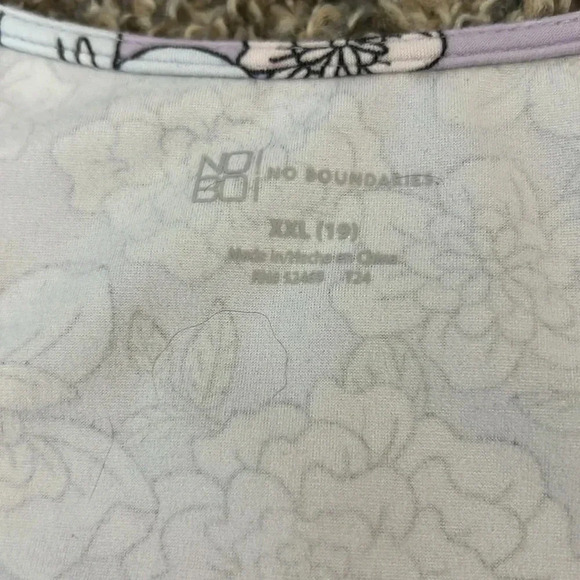 No Boundaries White and Purple Faux wrap Flutter Sleeve Knee-Length Sundress xxl - Picture 12 of 14